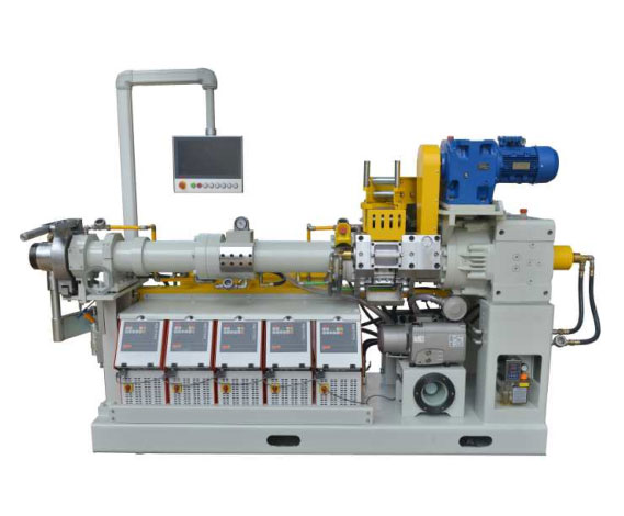 第10世代ゴム押出機